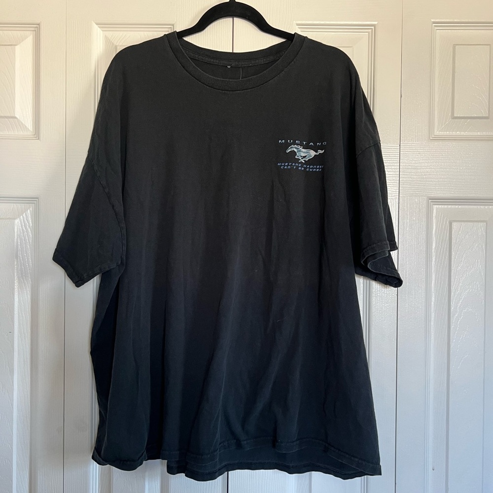 Mens LRG mustang tshirt
